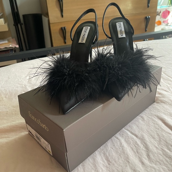 Steve Madden Shoes - Steve Madden Black Feathered Heeled Sandals